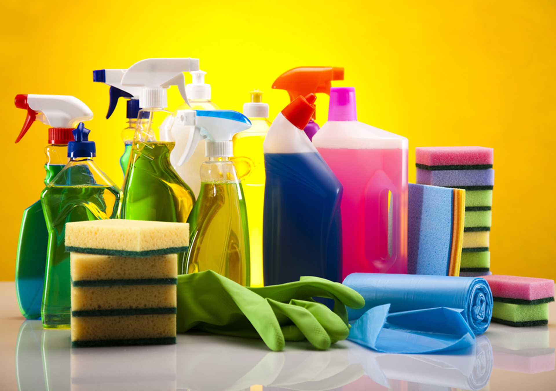 “Cleaning Essentials: Must-Have Supplies for a Tidy Home”